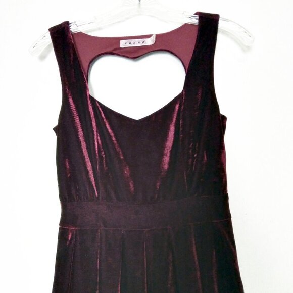 Rehab Fetching Burgundy Velvet  Dress Heart Shaped Back with Side Cut Outs Sz S - Picture 2 of 7